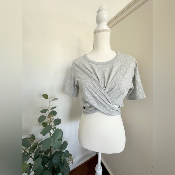 aerie Tops - Aerie Women’s Gray Wrap Tie Back Crop Top Size XS
